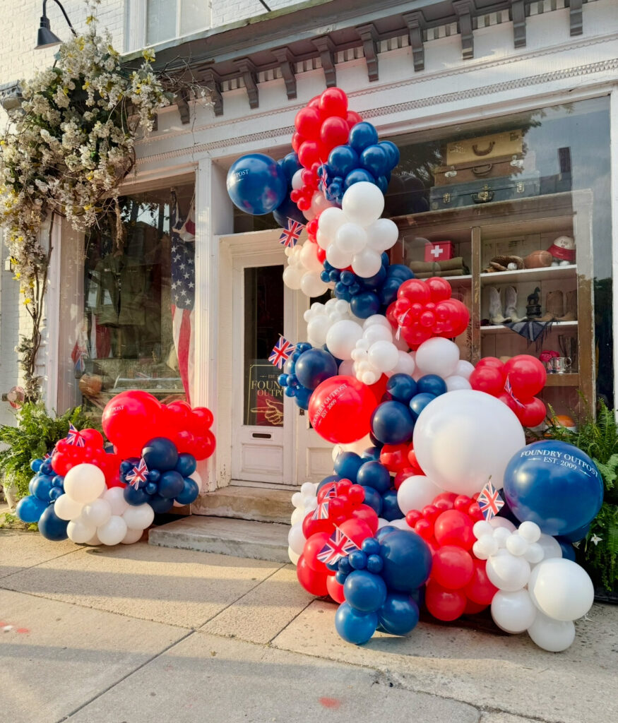 Storefront Installations of Balloons and Flowers in Pittsburgh